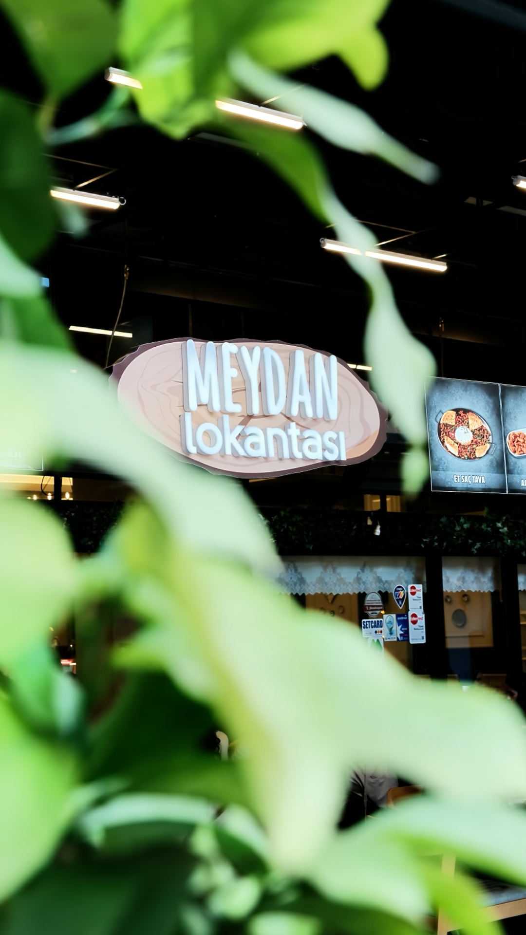 Bir Lokantadan Beklenen Her Şey
